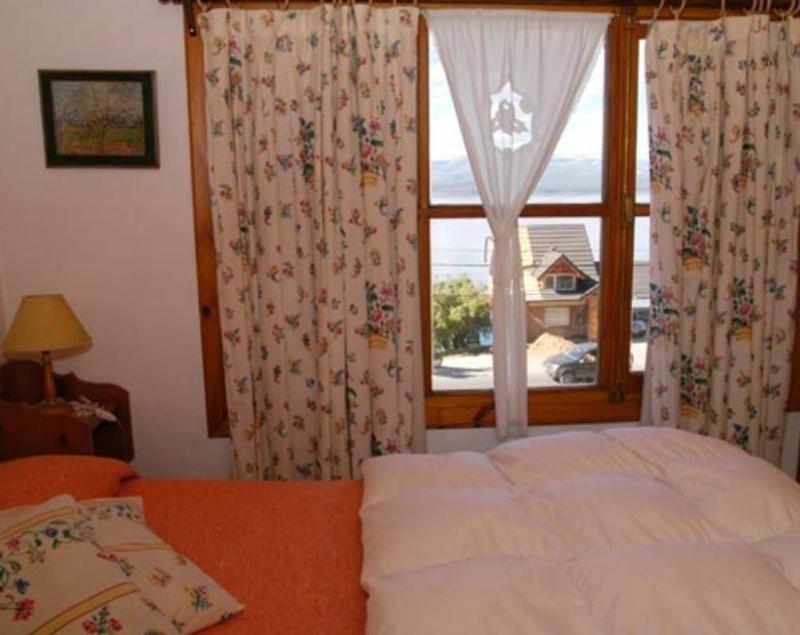 Bungalows El Bosque De Los Elfos San Carlos de Bariloche Chambre photo